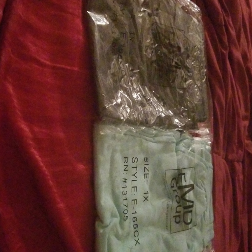 WOMEN'S EMD GROUP 1X JOGGING CAPRIS GREY& L.GREEN!